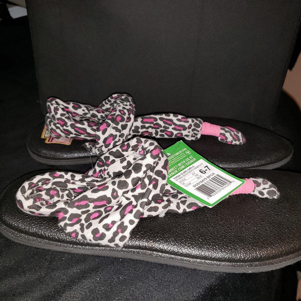 Leopard print sandals